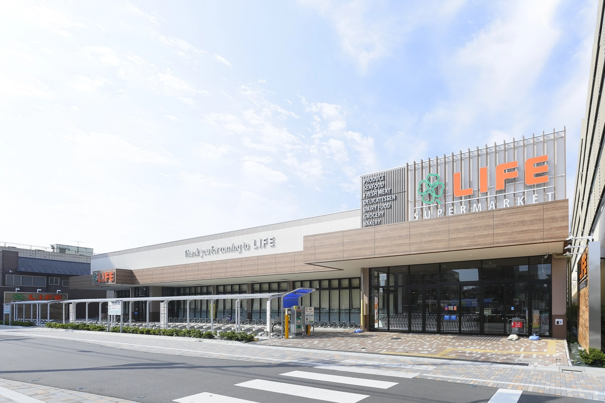 株式会社ライフコーポレーション
