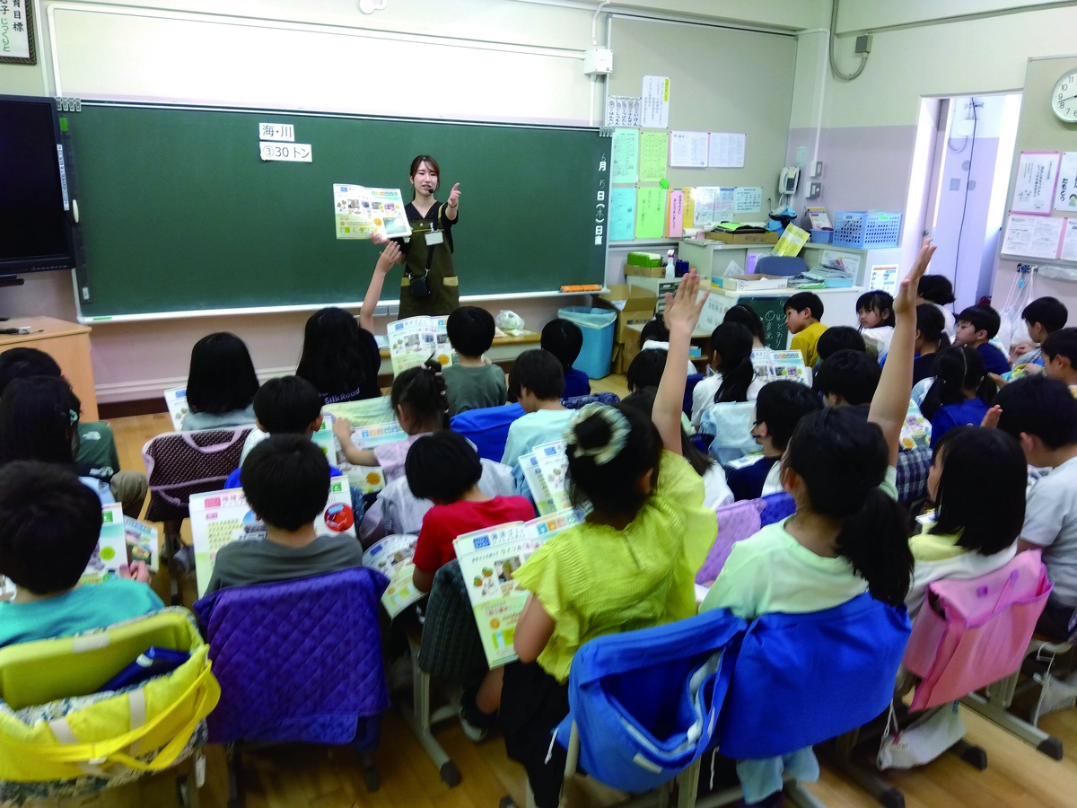 保育園及び小学校での出前授業の様子
